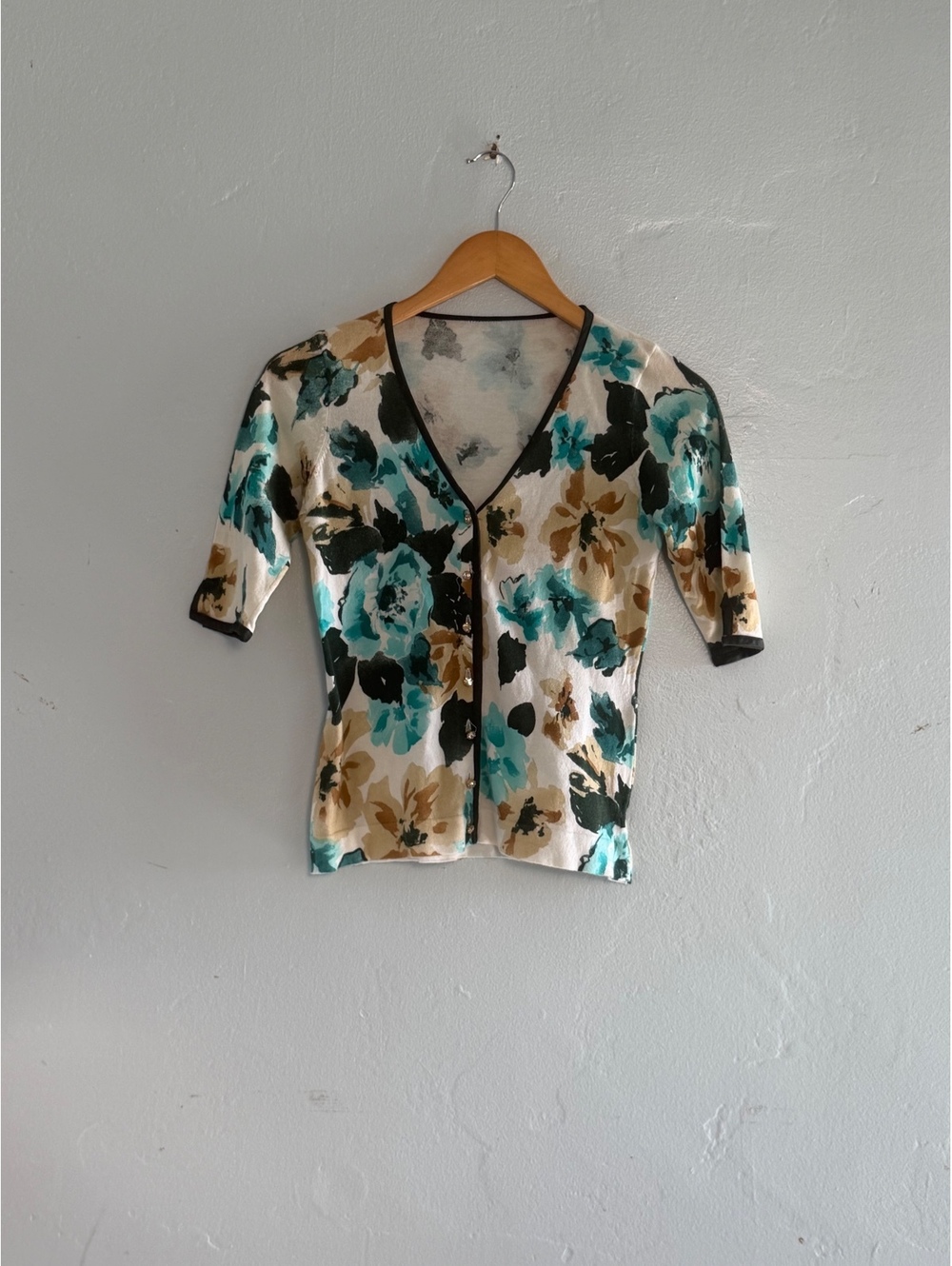 Floral Print V-Neck Button-Up Cardigan Sweater